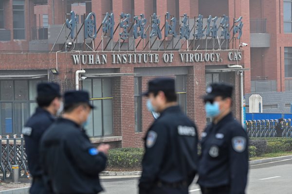 Report: Chinese Scientists First Infected by COVID