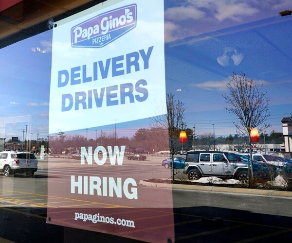 US Jobless Claims Decline to 444,000, a New Pandemic Low