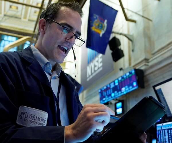 Futures Muted as Investors Await More Economic Data