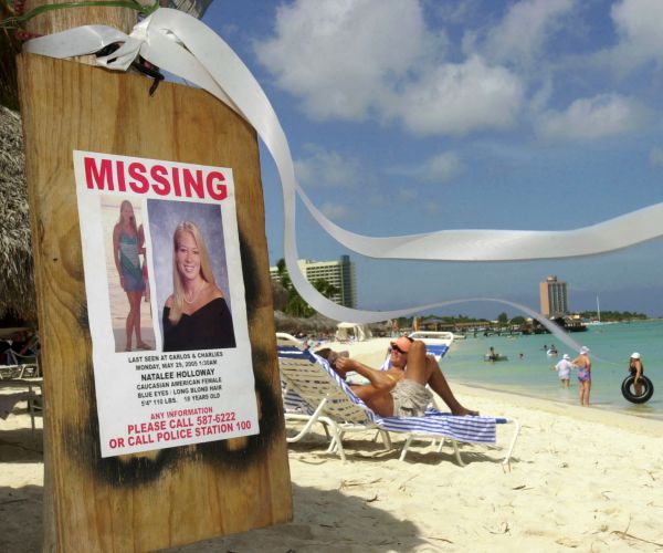 Natalee Holloway's Father Testing Human Remains Found in Aruba