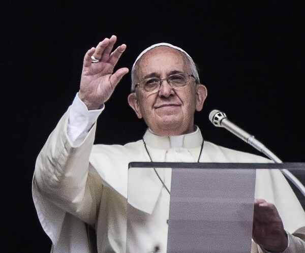 Pope: Big Bang Theory, Evolution, God Not Exclusive of Each Other