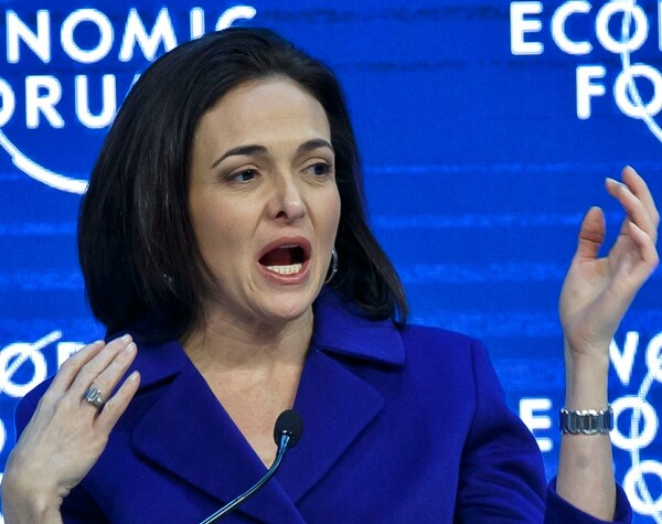 As Facebook Faces Fire, Heat Turns Up on No. 2 Sandberg