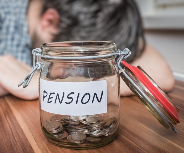 Public Pensions Lose 13% in Worst Quarter Since Credit Crisis