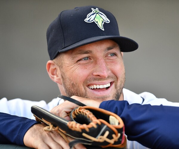 Tim Tebow Knocks a Homer in First At-Bat in the Minor Leagues