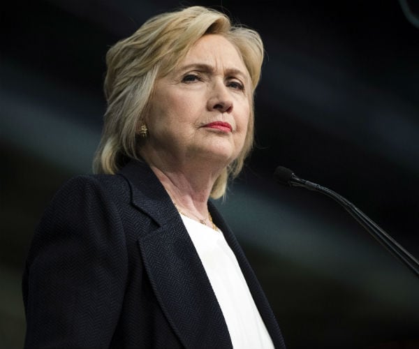 CBS Poll: Clinton's Lead in Virginia Narrows to 8 Points