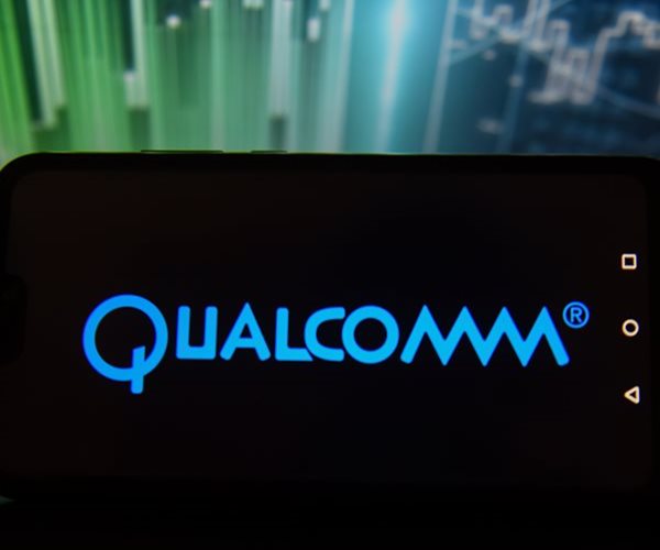 Qualcomm Dodges License Bullet But Shares Fall 5%