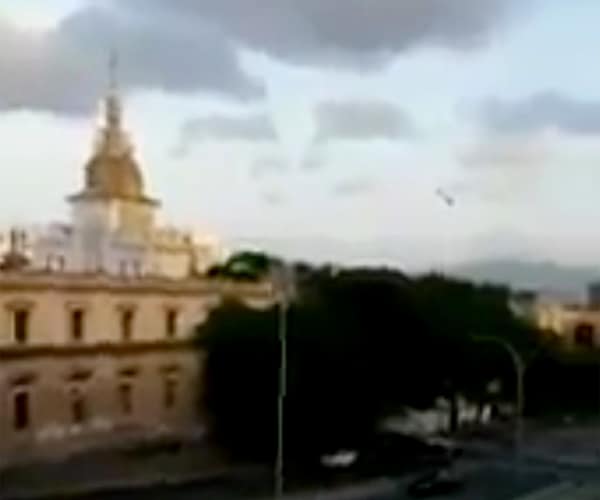 Venezuela Supreme Court Attacked by Police Helicopter