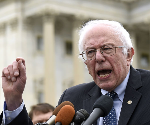 Sanders Notches Wins Over Clinton in Utah, Idaho