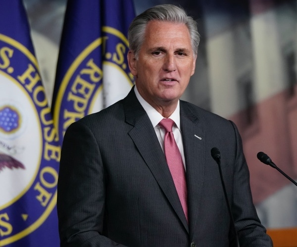 House Republicans Cheer McCarthy at Meeting, Dismiss Jan. 6-Related Audio