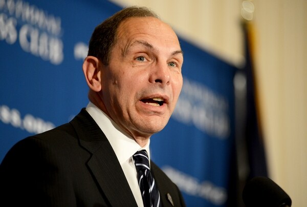 VA Secretary Plans Reorganization, Firings