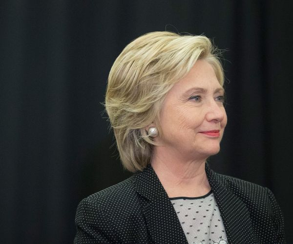 15 Secret Hillary Emails That Will Shock You