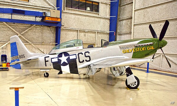 WWII Plane Crash Kills 2; Vintage P-51 Mustang Goes Down in Texas