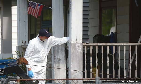 Police Find Chains but No Human Remains at Cleveland Kidnap House