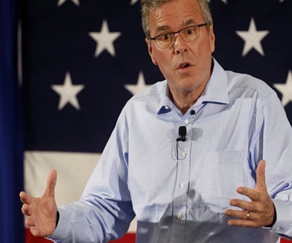 Jeb Bush Vows to Destroy ISIS, Blames Hillary for Group's Rise