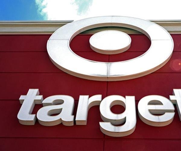 Target Q3 Profit Slumps, Shares Fall 19%