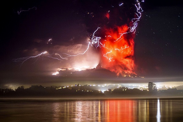 Chile Volcano Calbuco Erupts Suddenly 1st Time in 5 Decades