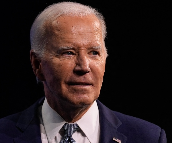 Biden Says He's 'Passing the Torch' in Oval Office Address on Race Exit