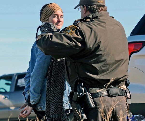 Shailene Woodley: Actress Streams Arrest During Pipeline Protest