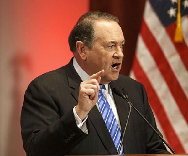 Mike Huckabee: Convention Disruptors 'Raised by Wolves'