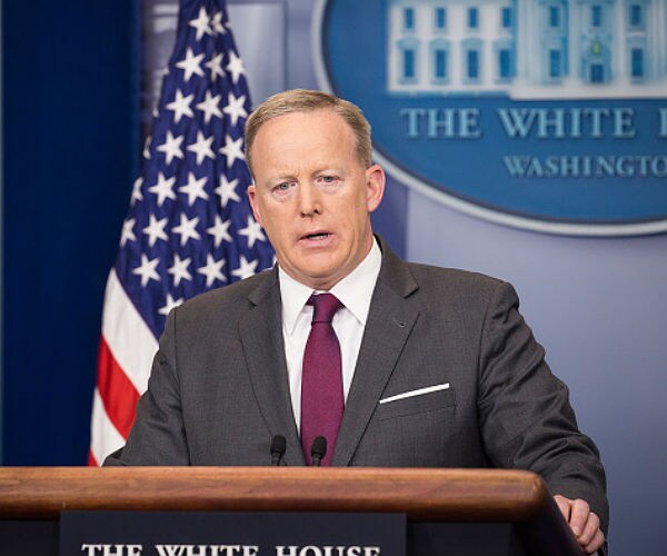 Sean Spicer: 'I Don't Know' If Flynn Broke Law on Disclosures