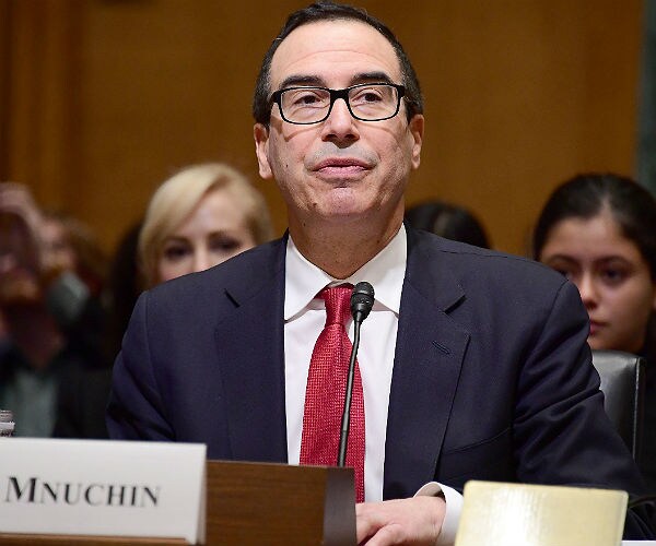 Mnuchin Feuding With White House Adviser Over Tax Reform