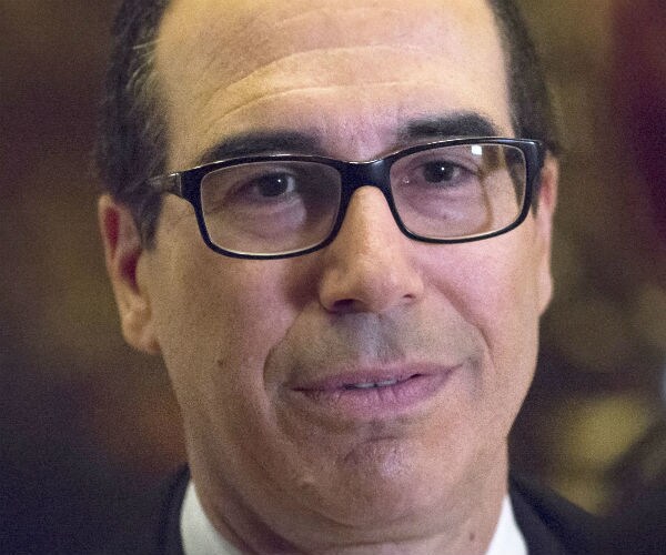 Mnuchin Rejects Yale Classmates' Pleas to Quit Over Trump Comments