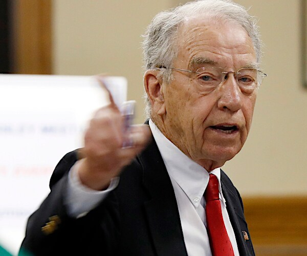 Dems: Grassley Ignoring Blue Slip to Expedite Judicial Noms