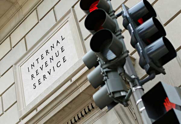 IRS Says Thieves Stole Tax Info From 100,000 People