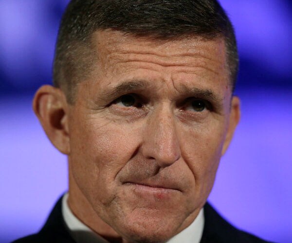 Flynn Apologizes to Pence Over Sanctions Talk