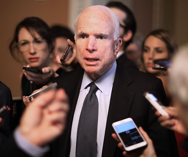 McCain to Well-Wishers: 'I'll Be Back Soon'