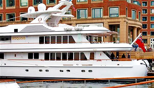 Iroquois, John Henry Yacht, Is Scene of Crew Member's Suicide 