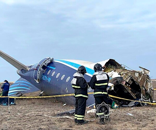 Ukraine and Azerbaijan Discuss Fatal Plane Crash