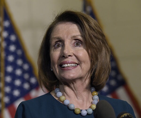 White House Dismisses Pelosi's Call for Immigration Compromise