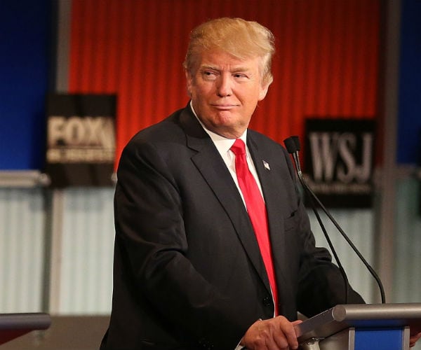 Trump's Online Poll Urges Him to Attend Debate