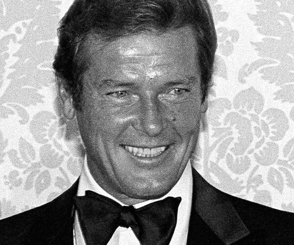 4 James Bonds Say Farewell to Former Agent Roger Moore