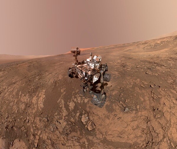 New Mars Discoveries Advance Case for Possible Life