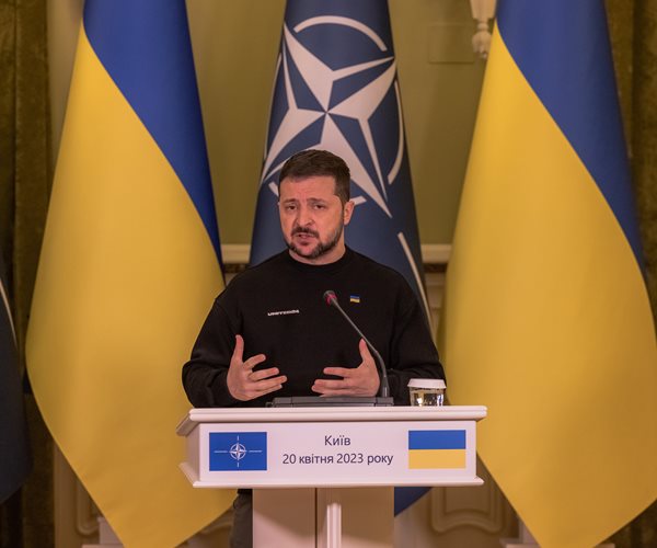 Zelenskyy: Time for NATO to Invite Ukraine In