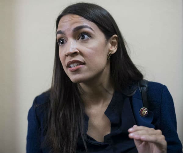 Ocasio-Cortez: Trump Impeachment Inquiry 'Emergency'