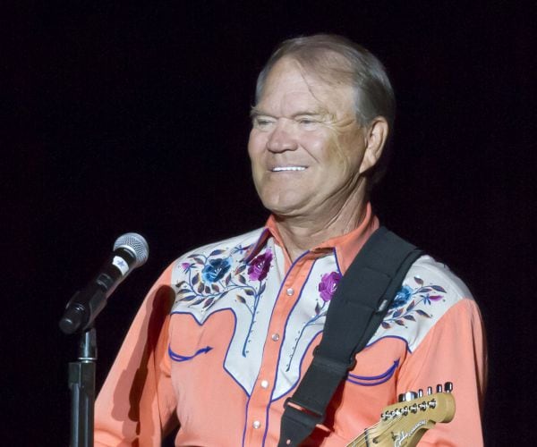 Glen Campbell's Music Sales Jump After Death