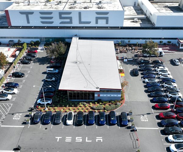 Tesla Recalls 40,000 US Vehicles for Power Steering Problem