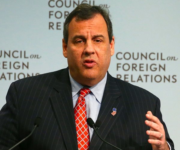 Christie Slams Rubio After Being Targeted by Super PAC