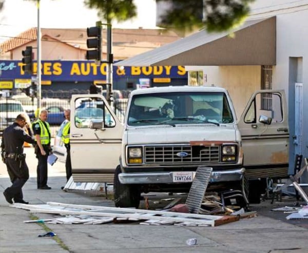 Van Plows Into Diners in LA