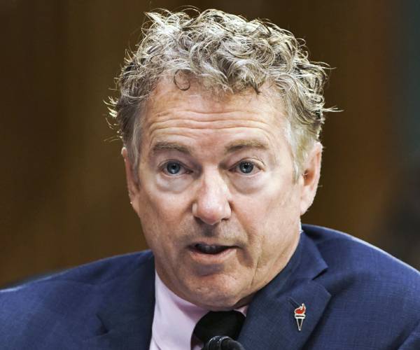 Sen. Rand Paul Stymies Effort to Pass $40B Ukraine Aid Bill