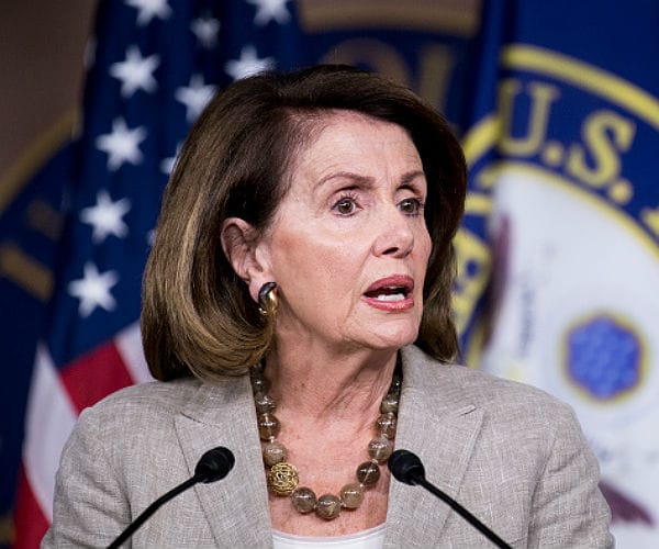 Pelosi: Russia Probe Still Needs to Be Led by Independent Commission