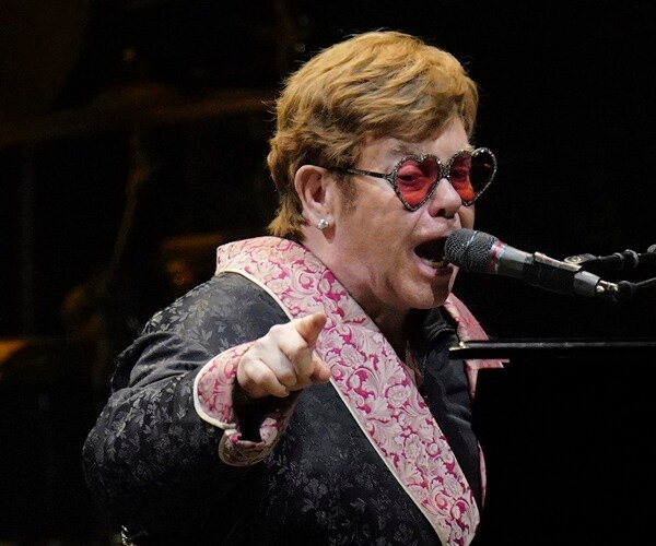 Elton John Hails Fans at Emotional Final Farewell Show