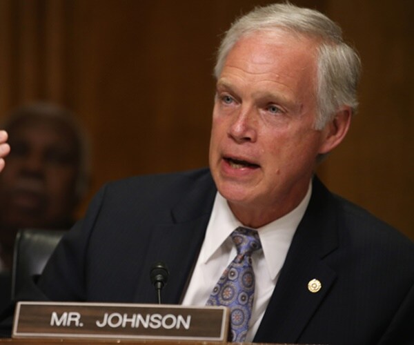 Ron Johnson: Putin May Have Used Clinton Email Server in Ukraine Invasion