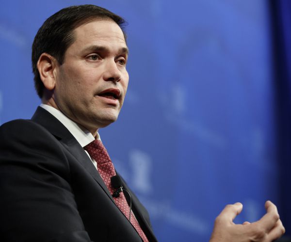 Rubio: Border Patrol to Transport 500 Migrants a Month from Border to Florida