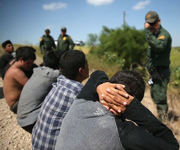 Report: Hundreds of Illegal Immigrants Released From Jail Later Charged With Homicide 