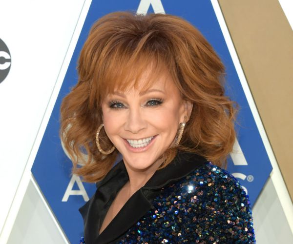 Reba McEntire Rescued From Second-Story Window After Stairs Collapse