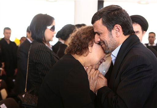 Ahmadinejad under Fire for Hugging Chavez's Mother